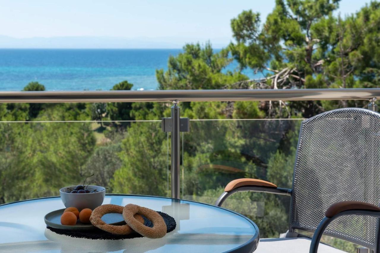 ניאה אירקליה Heraclea Luxury Suites מראה חיצוני תמונה